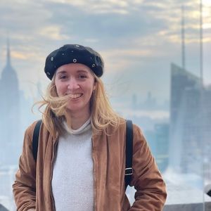 Meet your Posher, Alaina